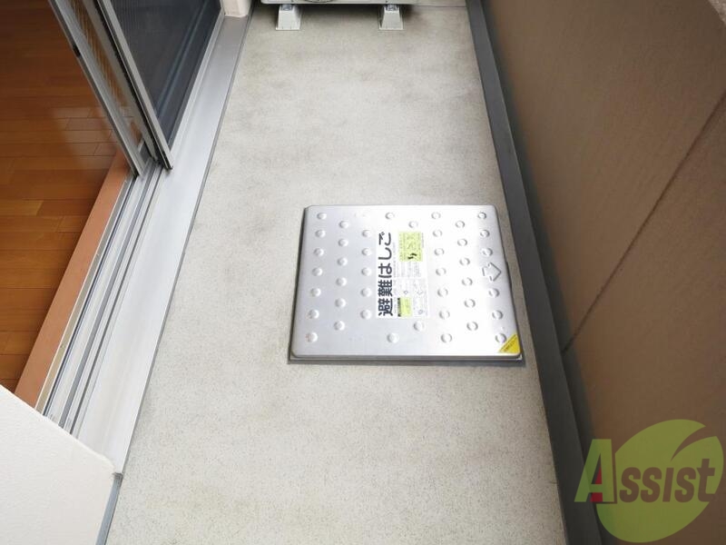 バルコニー　天気のいい日は気持ちが良いですよ