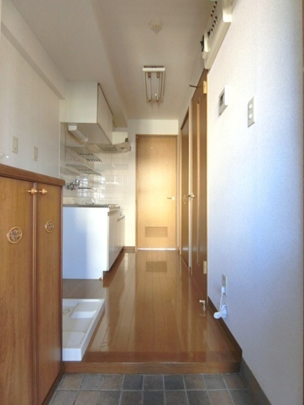 玄関　図面と現状に相違がある場合には現状を優先