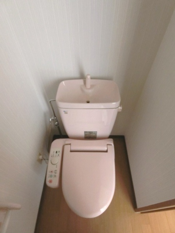 トイレ　図面と現状に相違がある場合には現状を優先