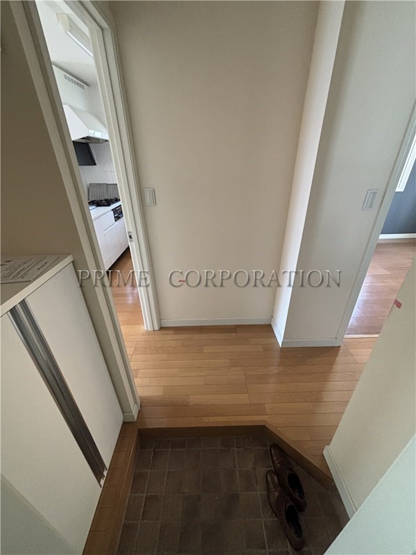 玄関　※参考写真※