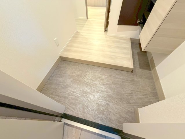 玄関　素敵な玄関は毎朝あなたを元気に送りだしてくれますよ。