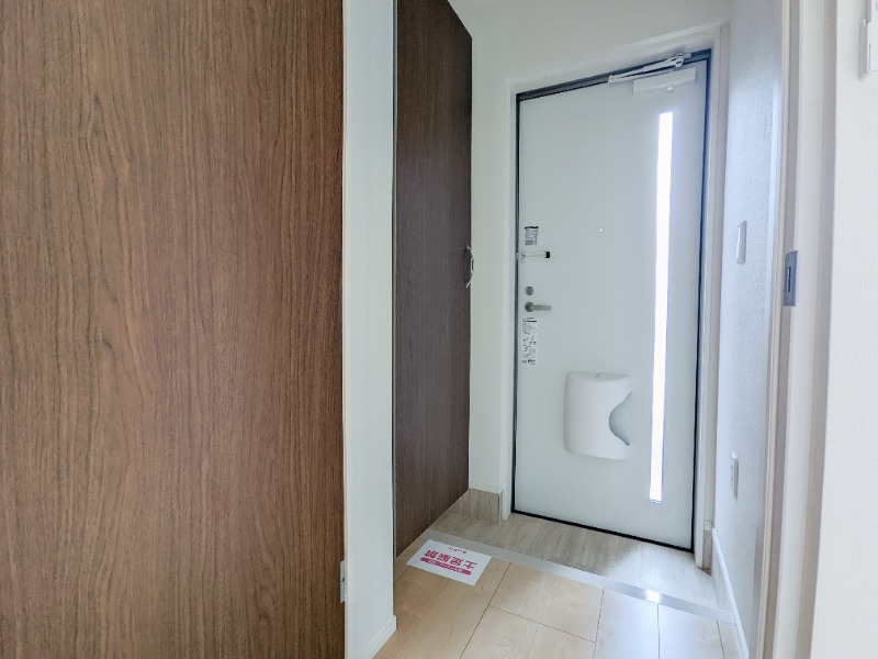 玄関　図面と現状に相違がある場合には現状を優先