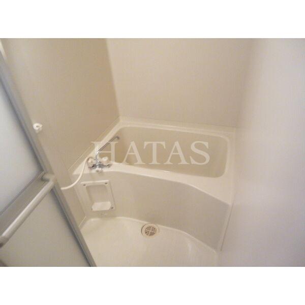 バス・シャワールーム　同物件別部屋です。