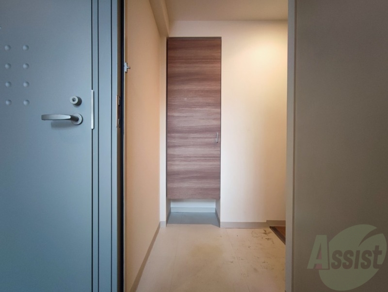 玄関　使いやすく明るい印象の玄関になっておりました！