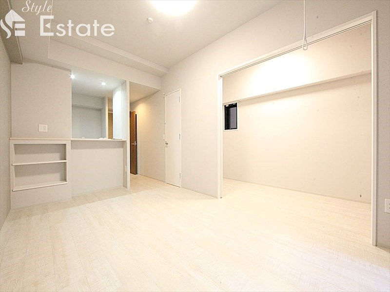 居室・リビング　内装