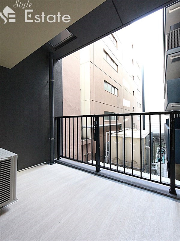 バルコニー　バルコニー