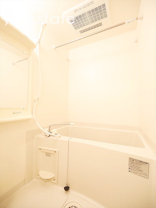 バス・シャワールーム　バスルーム