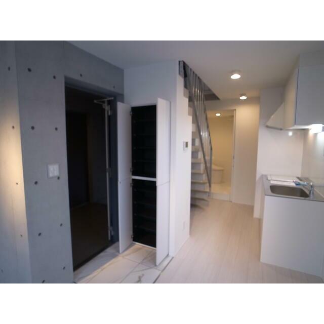 玄関　シューズボックスあり