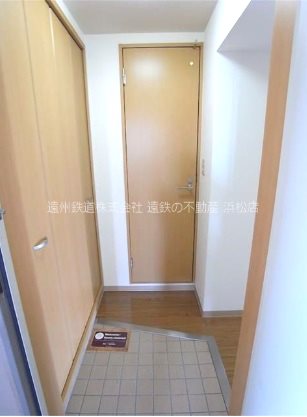 玄関　※他部屋参照