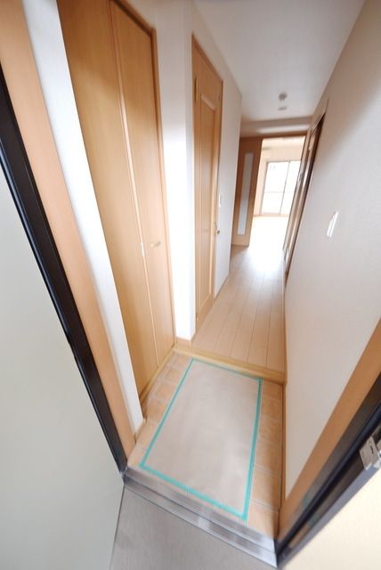 玄関　★お問い合わせはタウンハウジングまで★