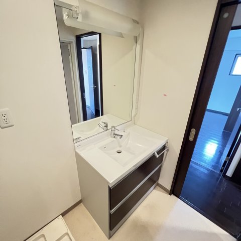 洗面設備　同仕様タイプです