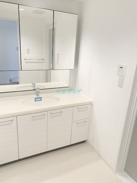 洗面設備　独立洗面台