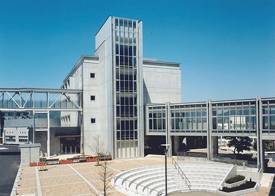 中学校　私立広島城北中学校（中学校）まで976m