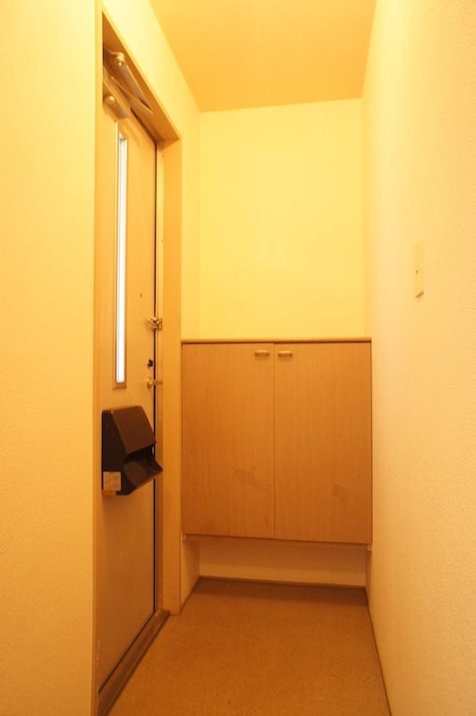 玄関　別号室