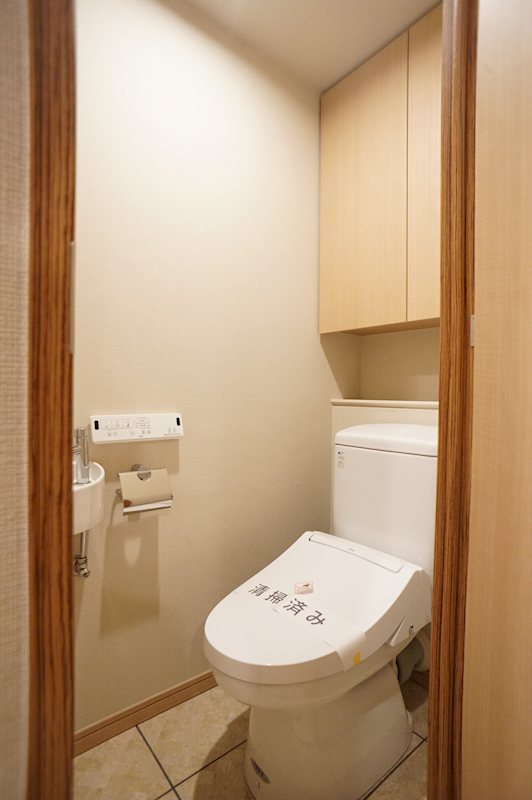 トイレ　同間取り別部屋の写真です