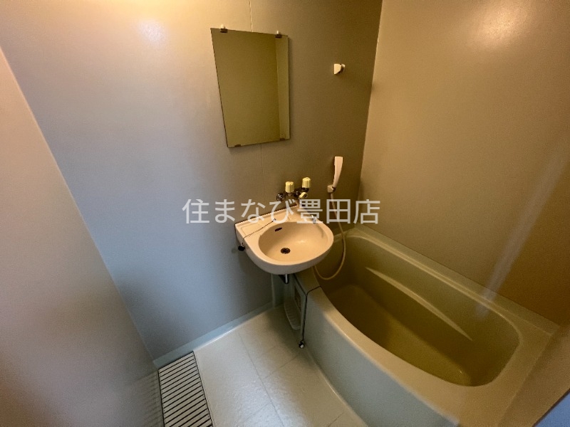 バス・シャワールーム　同型タイプ