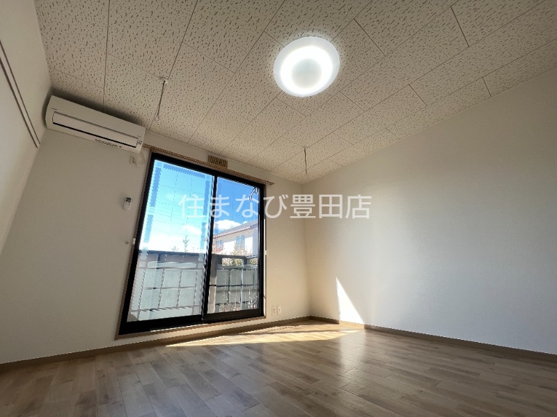 居室・リビング　同型タイプ