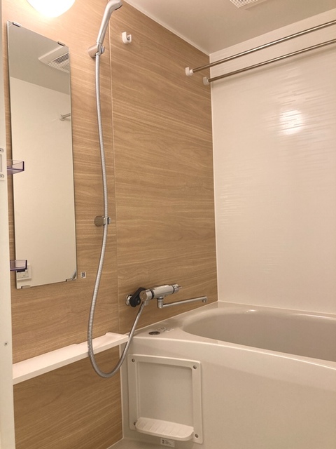 バス・シャワールーム　※写真は同タイプ住戸です。