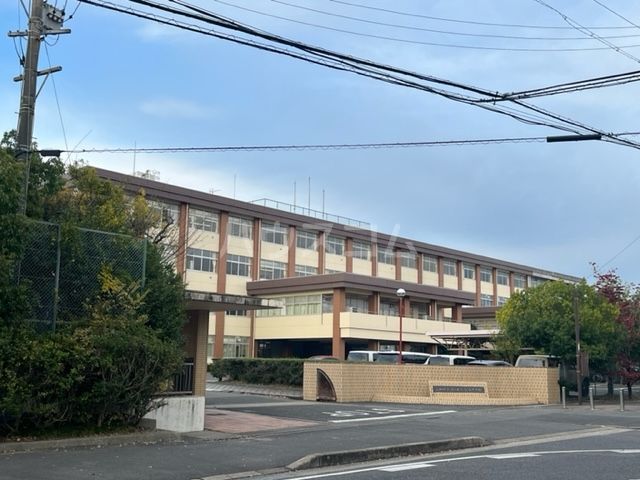 高校・高専　愛知県立瀬戸北総合高校（高校・高専）まで742m