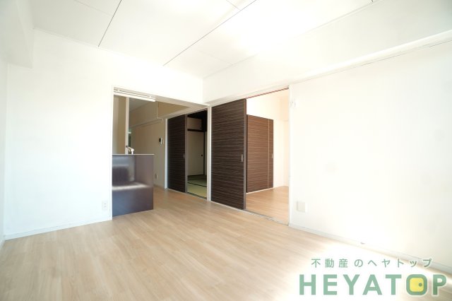 居室・リビング　ＬＤＫ１２帖（同仕様写真）