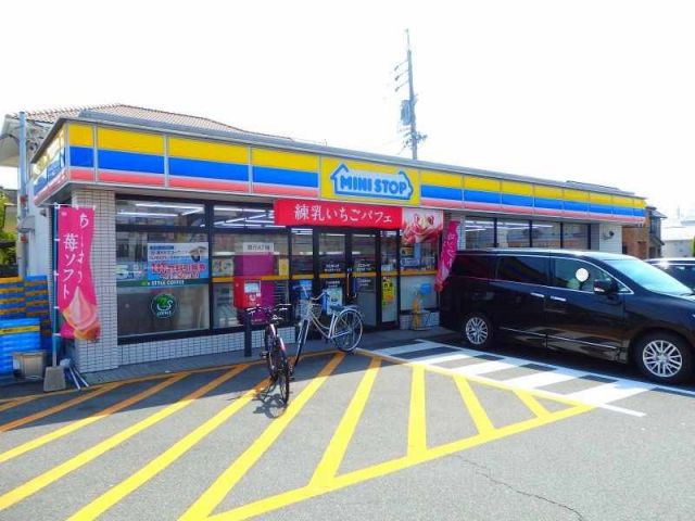 コンビニ　ミニストップ 桑名星見ヶ丘店（コンビニ）まで1069m