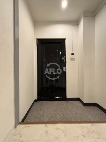 玄関　ハイツフルネシス　玄関