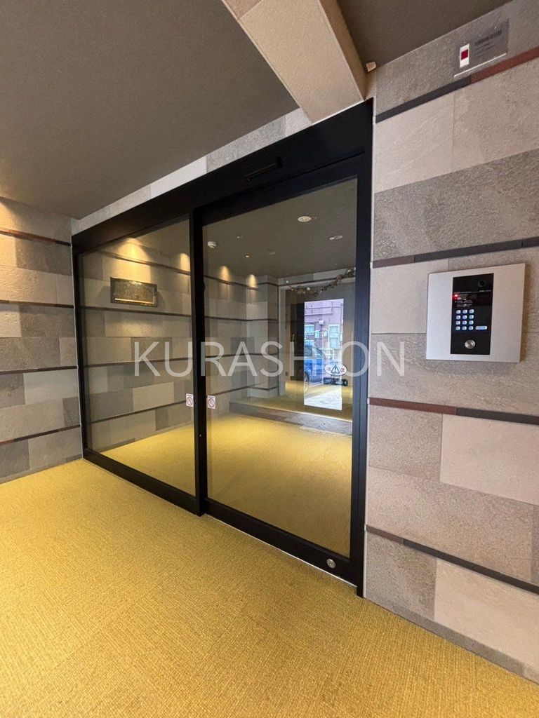 エントランス　エントランス