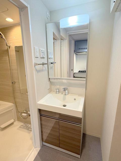 洗面設備　同仕様