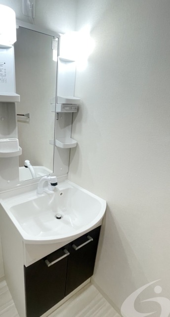 洗面設備　同仕様