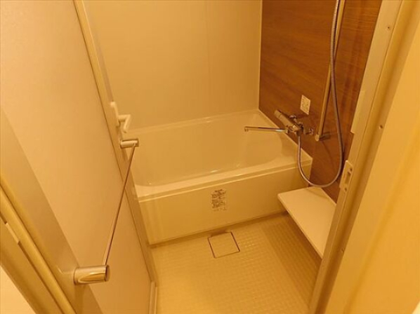 バス・シャワールーム　別部屋参考写真