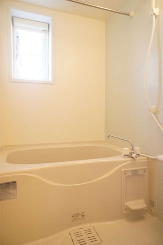 バス・シャワールーム　図面と現状に相違がある場合には現状を優先