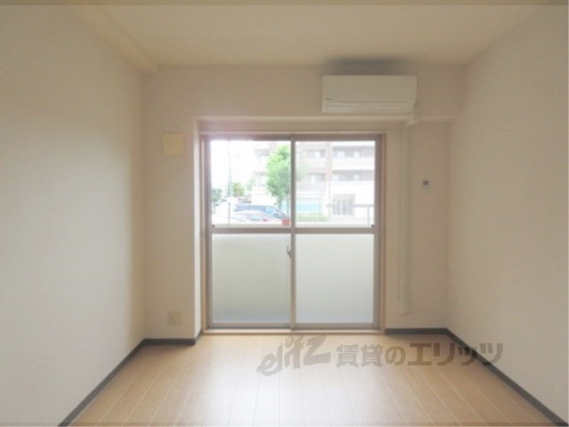 居室・リビング　洋室