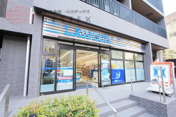 コンビニ　ローソン文京サッカー通り店（コンビニ）まで133m
