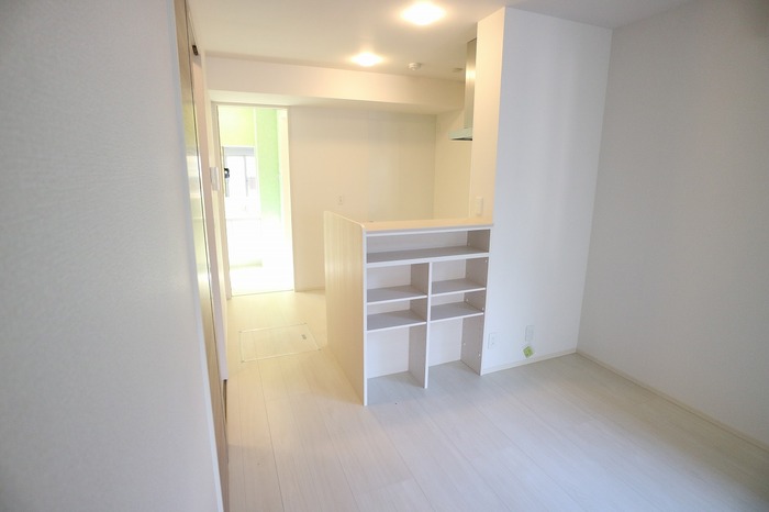 居室・リビング　カウンターキッチン付きのリビング！