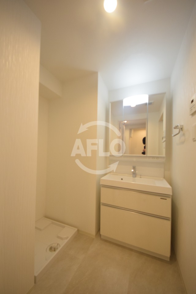 洗面設備　Vinoプレジオ本町　洗面所