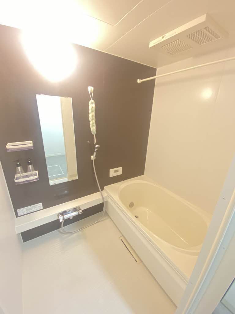 バス・シャワールーム　バス