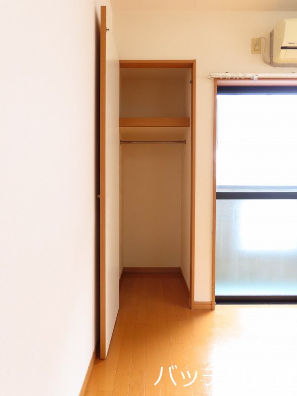 収納　画像は同型タイプの為、現状を優先致します。