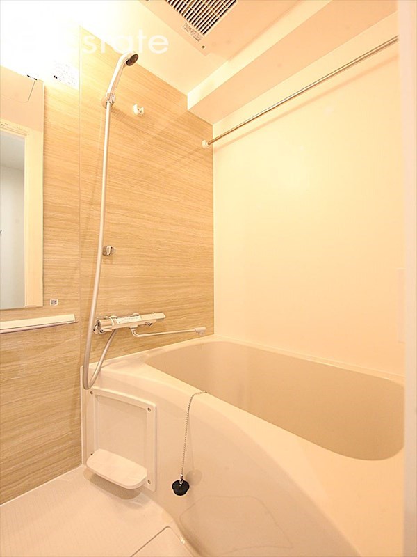 バス・シャワールーム　バスルーム