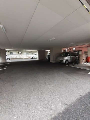 駐車場　駐車スペースもあります