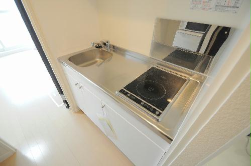 キッチン　左右反転の場合があります。