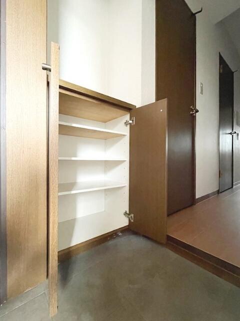 玄関　ゆったりとした玄関です