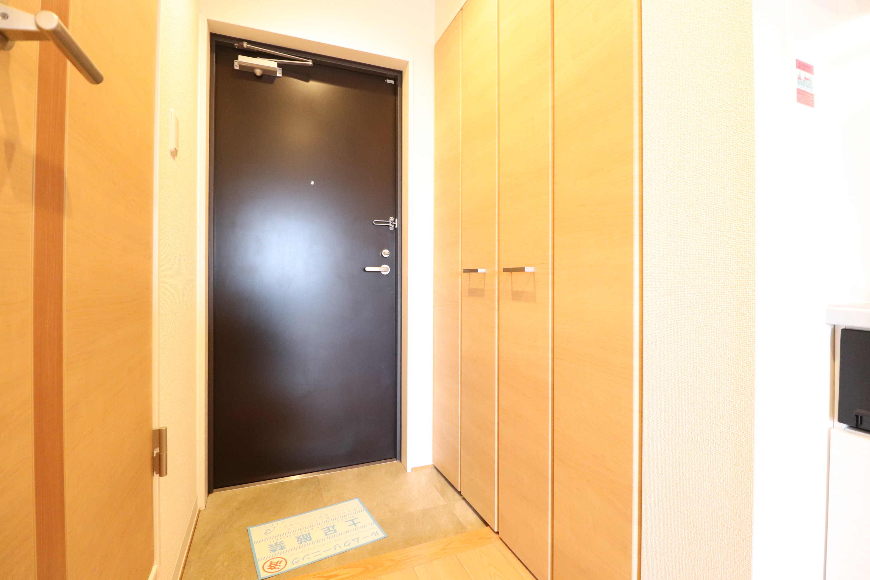 玄関　シューズ収納クローゼットあり♪