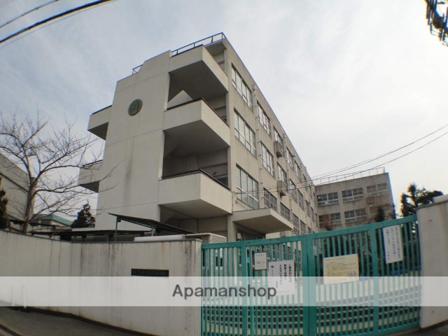 小学校　英田南小学校（小学校）まで676m