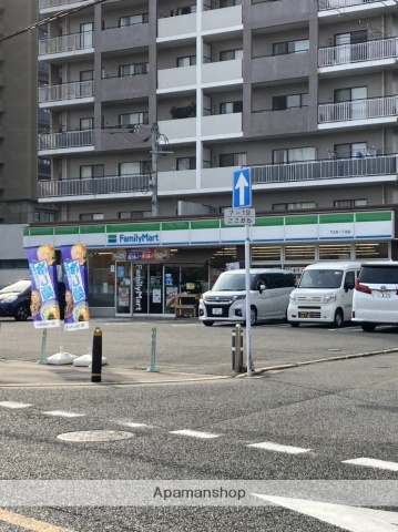 コンビニ　ファミリーマート下大利一丁目店（コンビニ）まで664m