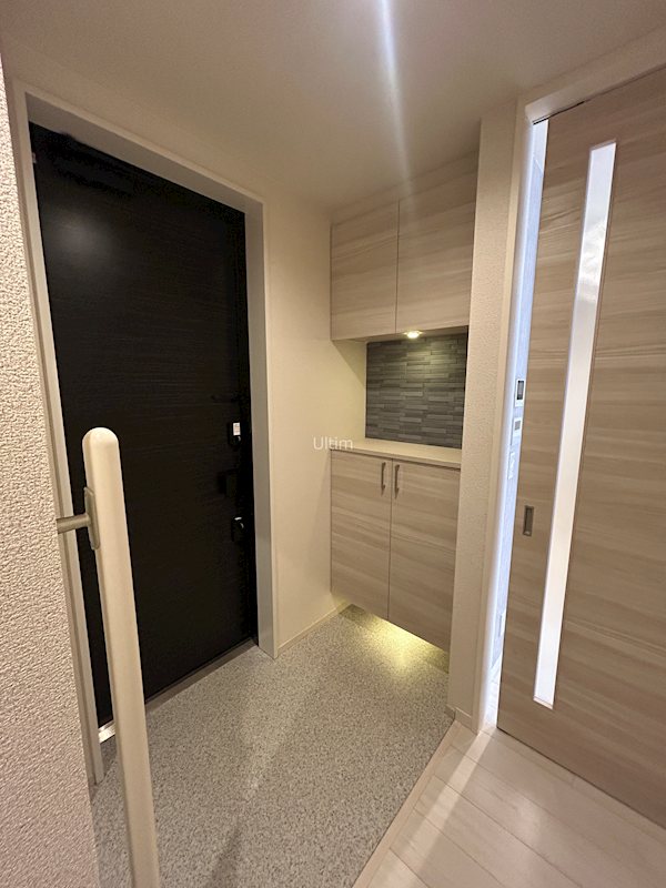 玄関　※別のお部屋のお写真です。御参考までに。