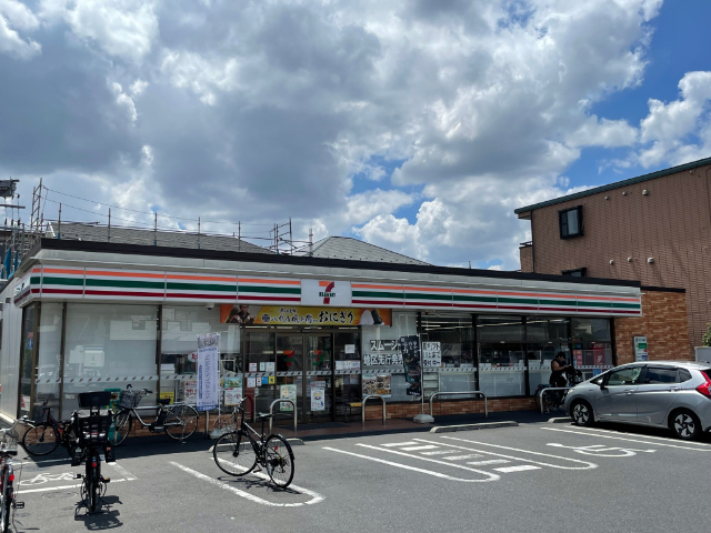 コンビニ　セブンイレブン蕨塚越３丁目店（コンビニ）まで309m