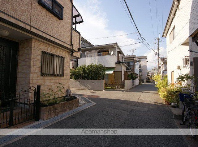 飲食店　マクドナルド１７６北豊中店（飲食店）まで378m