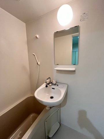 洗面設備　別号室の画像です。ご参考下さい