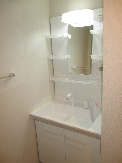 洗面設備　使いやすい洗面所です