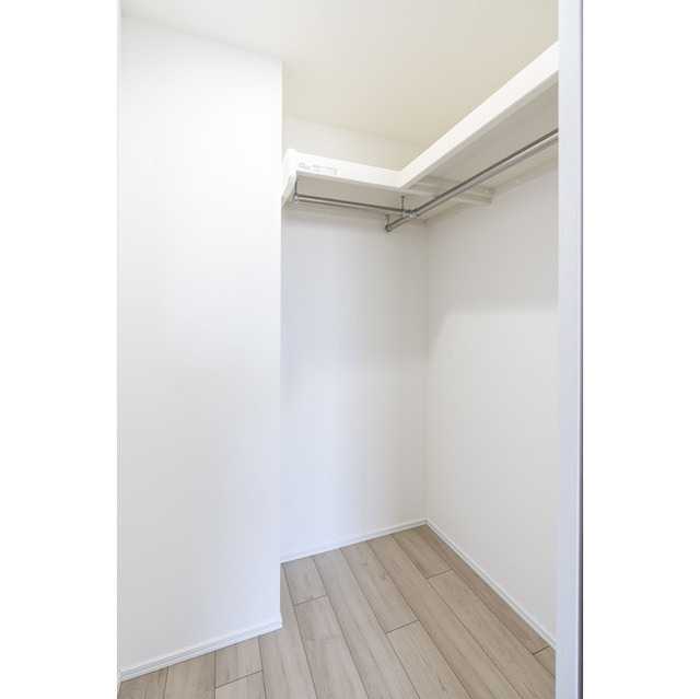 収納　ウォークインクローゼット